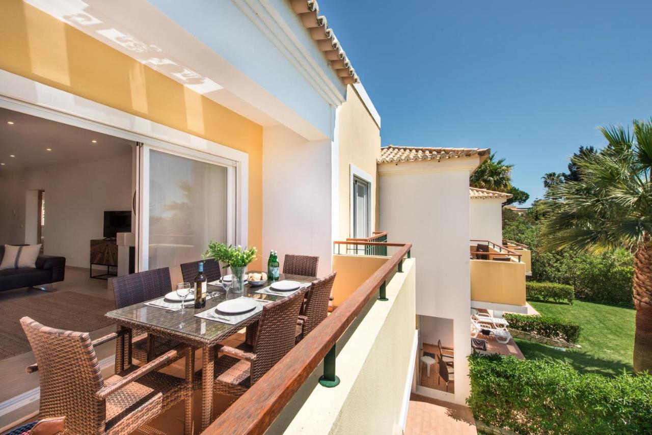 Beautiful Two Bedroom Apartment With Roof Terrace Carvoeiro  Exterior foto